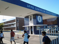 A Direção do Centro de Tecnologia está divulgando, por meio de sua Assessoria de Planejamento, instruções (ver na aba “Institucional”) e formulários destinados à requisição de diárias, passagens, hospedagens, relatório e prestação de contas dessas solicitações, além de viagem em veículo próprio e termo que orienta a manutenção de equipamentos.