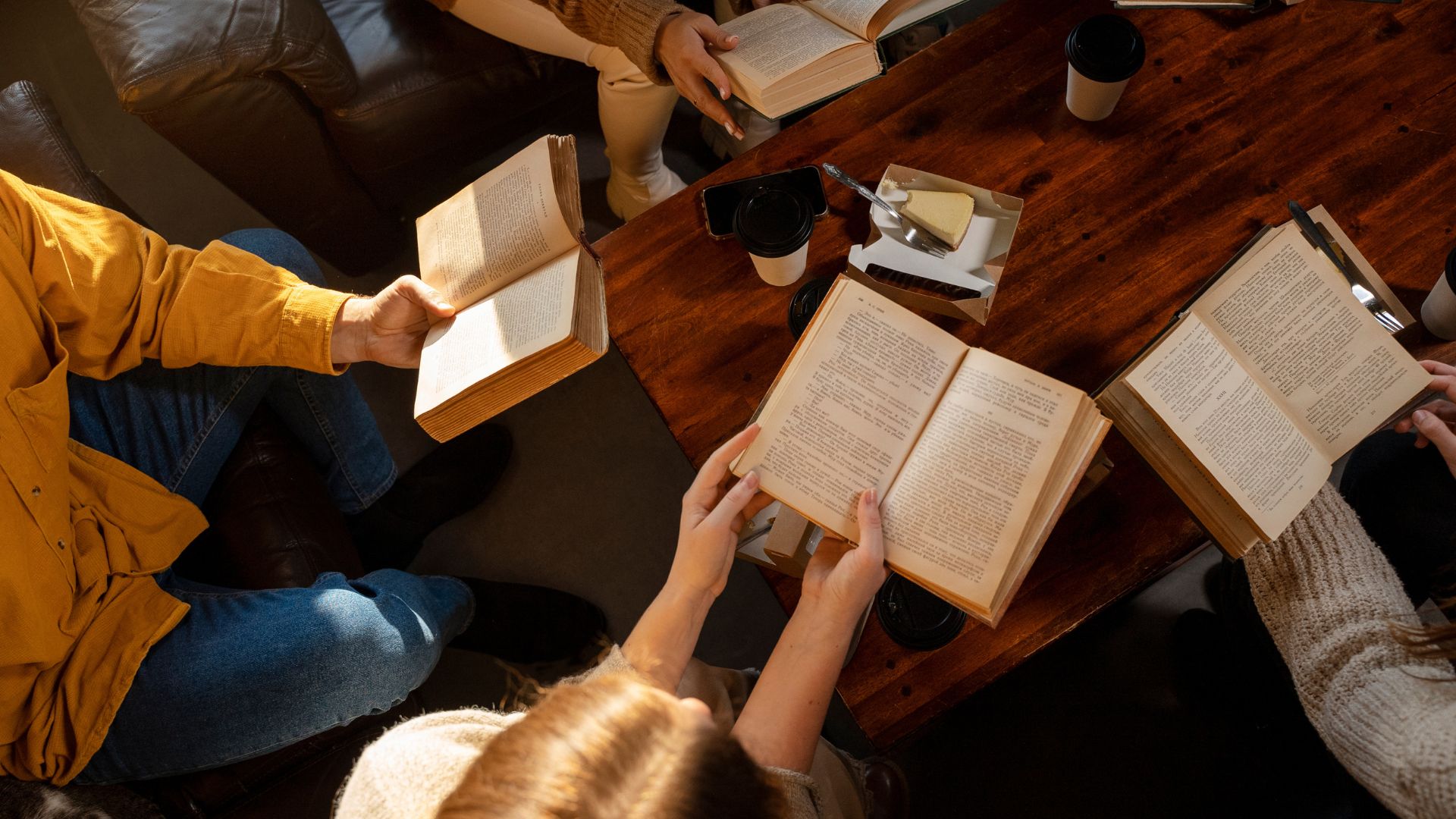 Projeto de extensão da UFPB abre inscrições para discutir crônicas de grandes escritores brasileiros