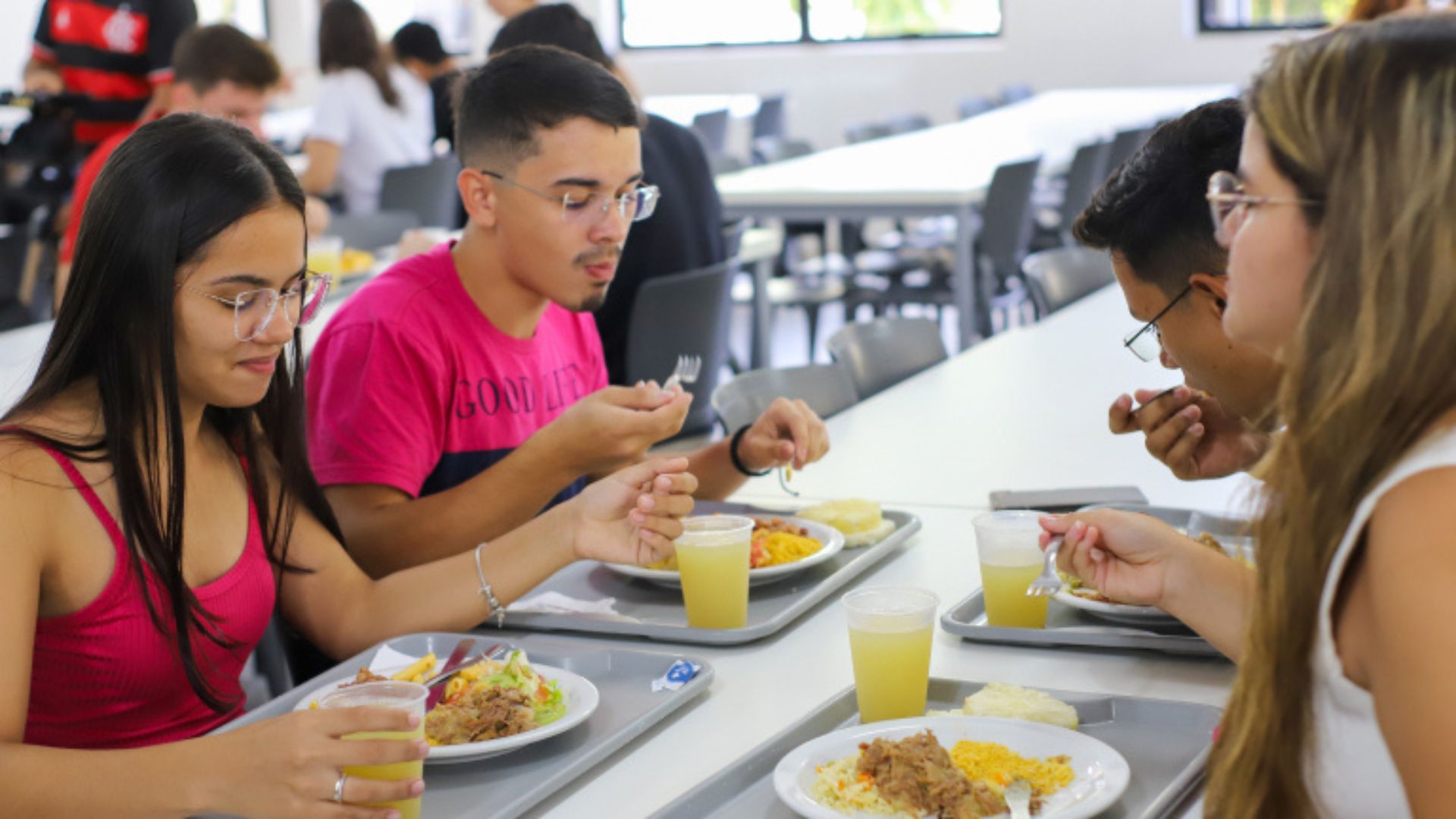 UFPB convoca estudantes do Campus I e II para assinatura do termo de compromisso para concessão do auxílio restaurante universitário